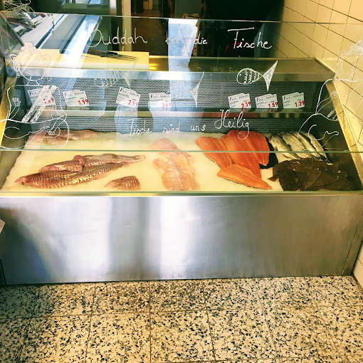 Freundliche Beratung bei Fisch-Hädecke